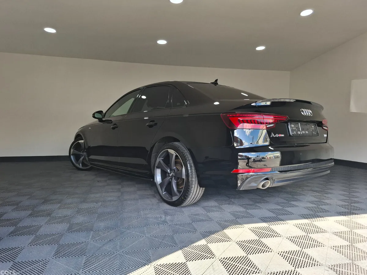 Audi A4 Saloon, Diesel, 2018, Black