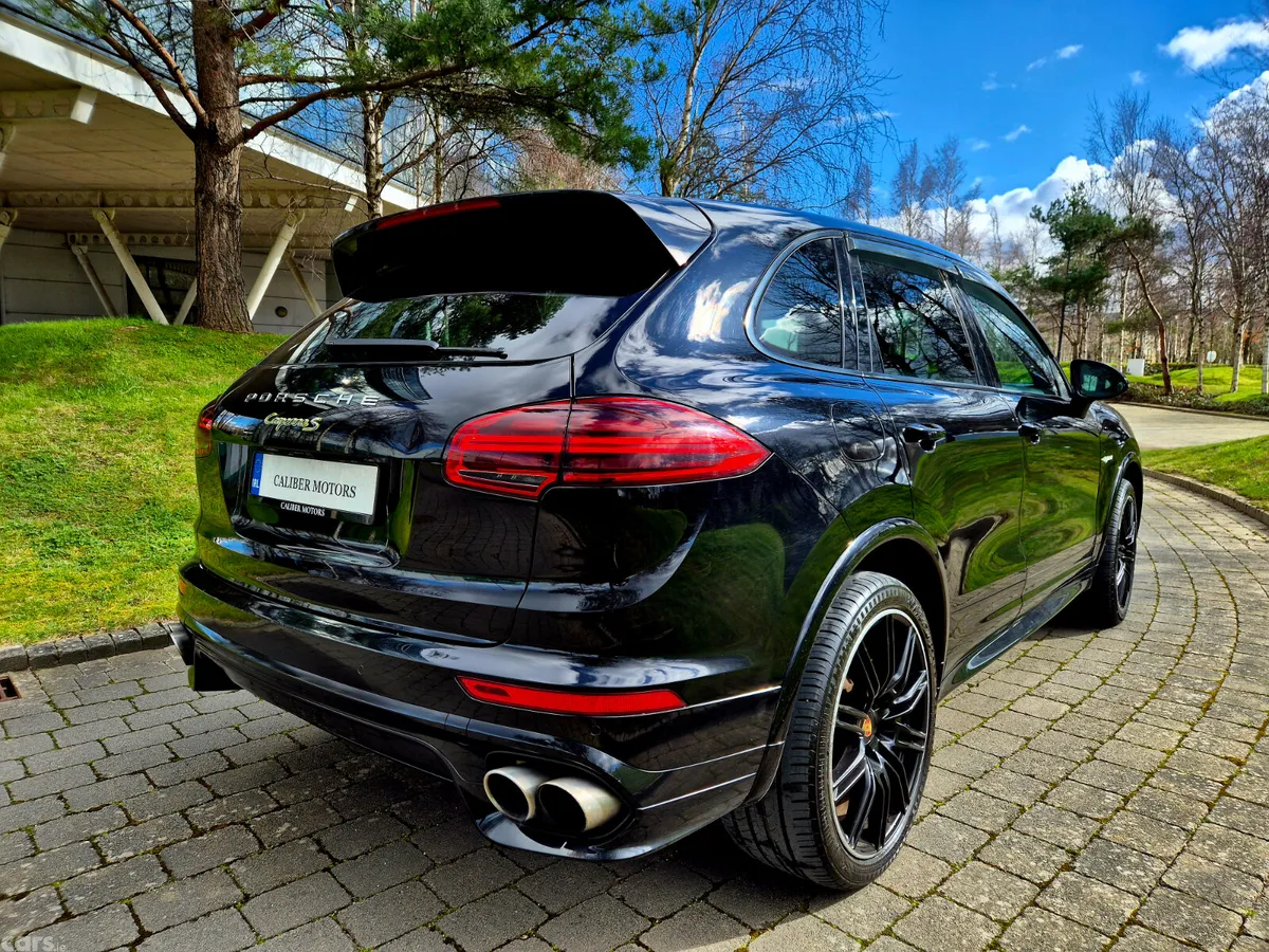 Porsche Cayenne SUV, Petrol, 2017, Black