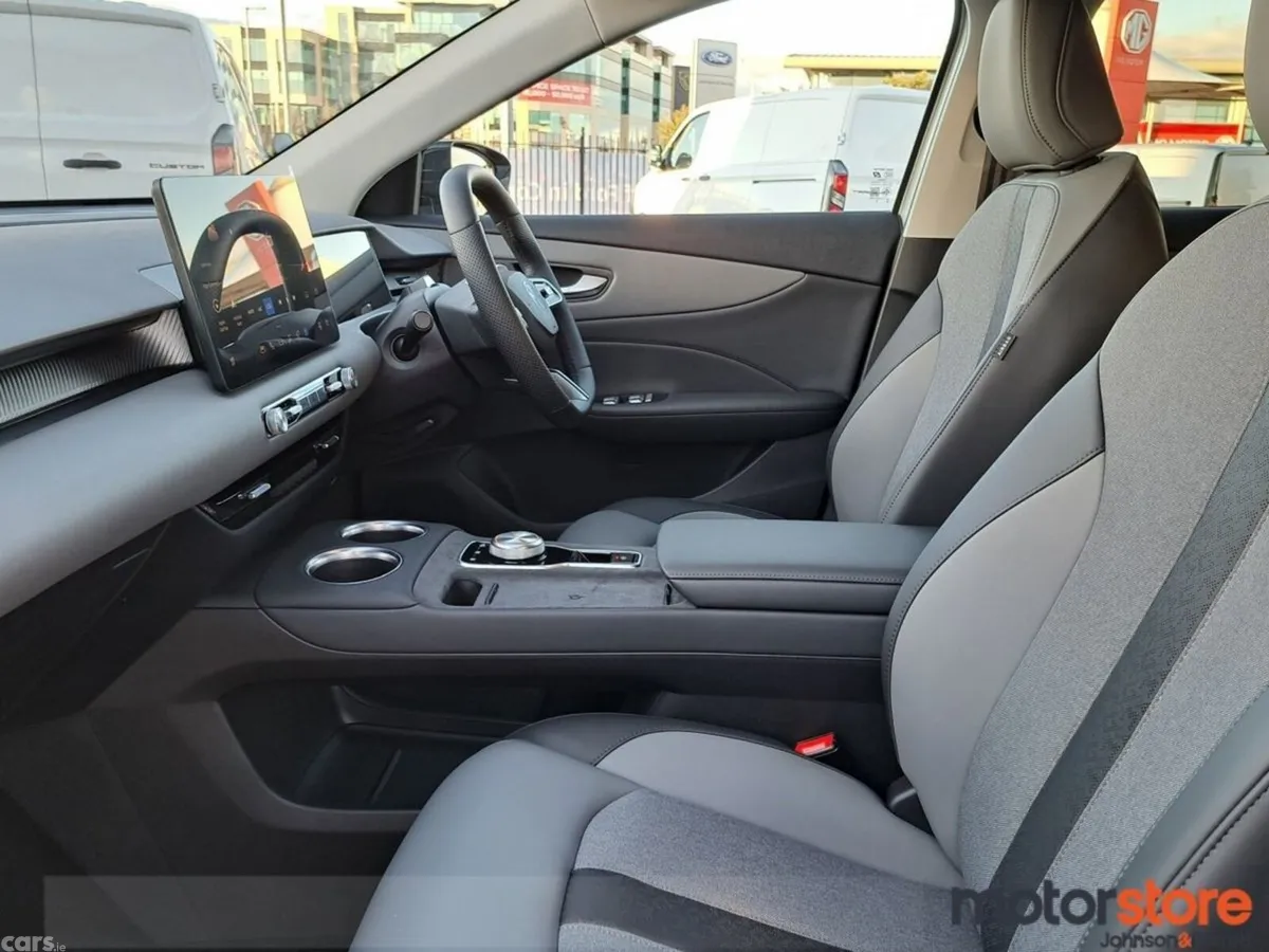 MG S5 Hatchback, Electric, 2027, Silver