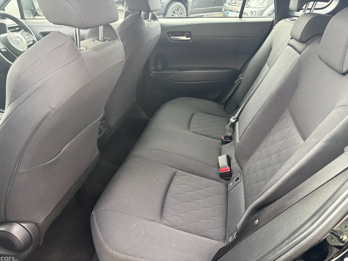 Toyota Corolla Cross Hatchback, Petrol Hybrid, 2023, Black
