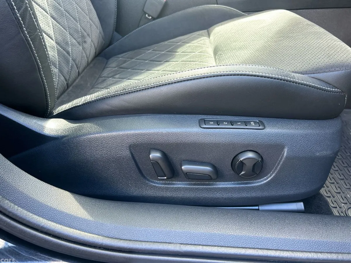 Skoda Superb Saloon, Diesel, 2024, Black