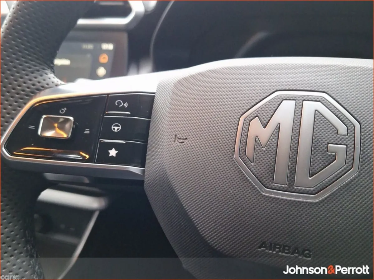MG ZS Hatchback, Petrol Hybrid, 2027, Black