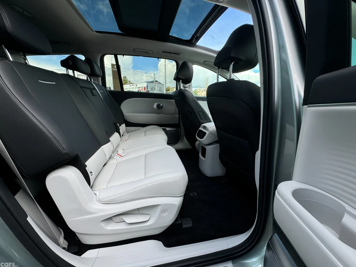 Hyundai IONIQ 9 SUV, Electric, 2027, Grey