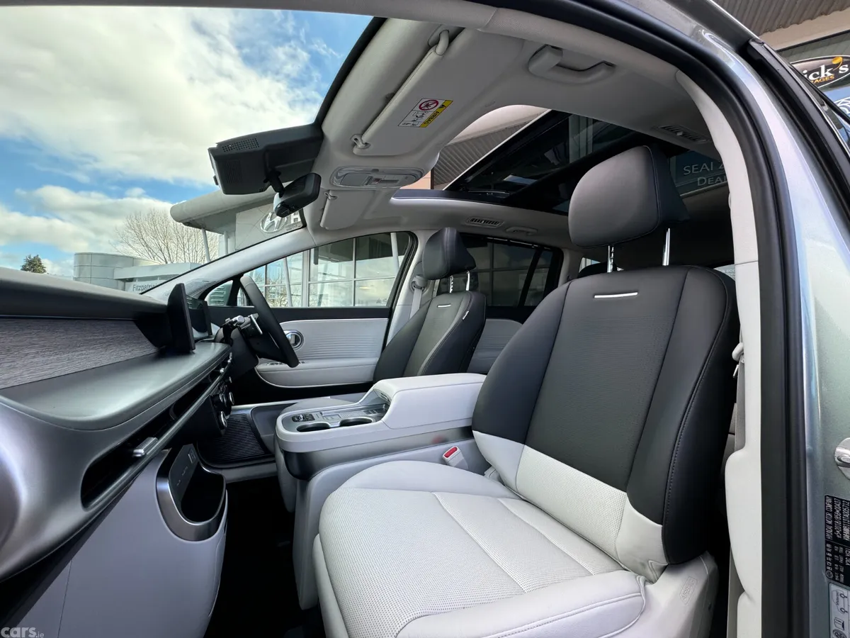Hyundai IONIQ 9 SUV, Electric, 2027, Grey