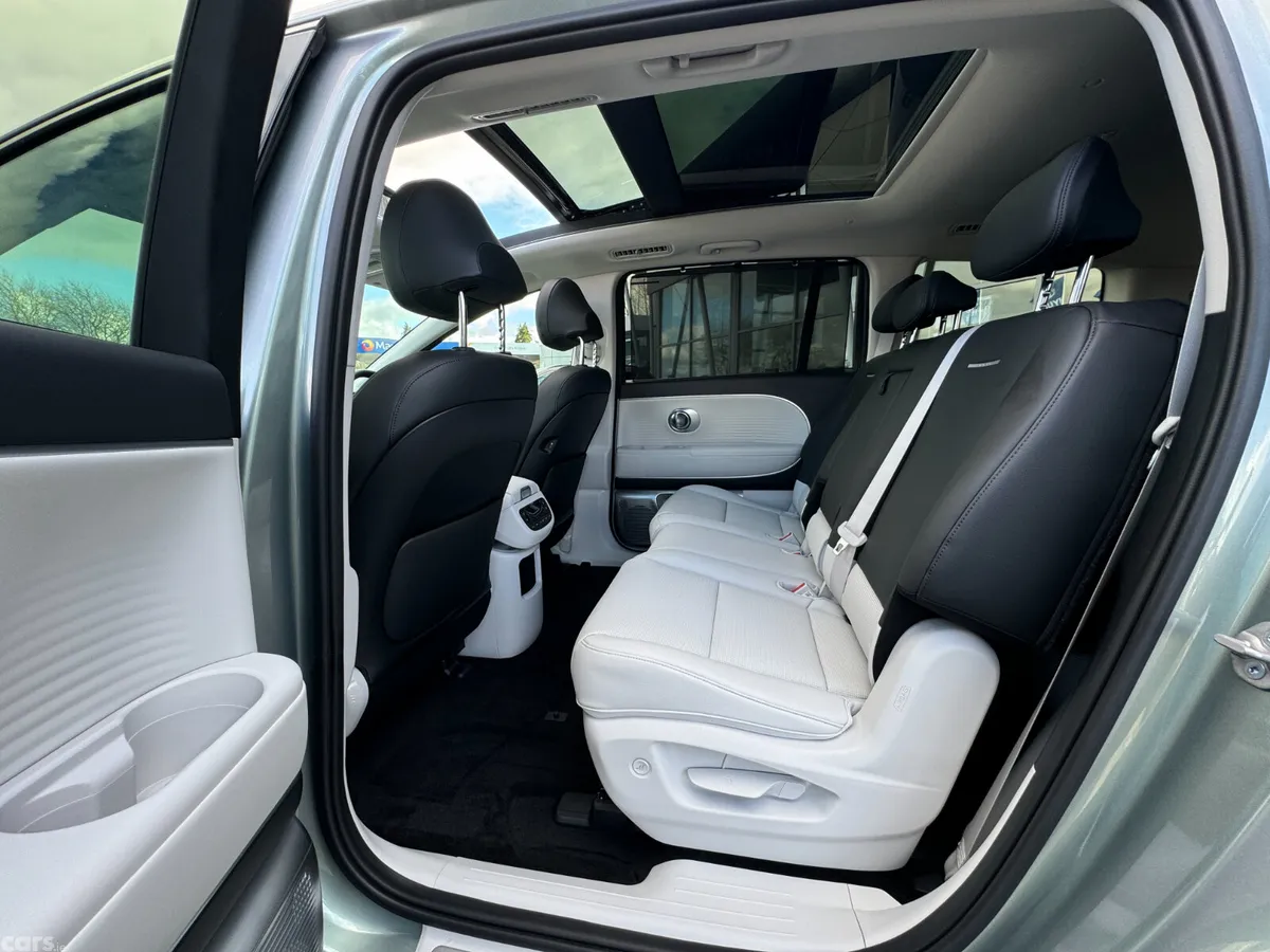 Hyundai IONIQ 9 SUV, Electric, 2027, Grey