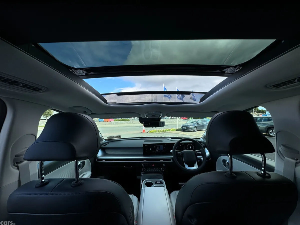 Hyundai IONIQ 9 SUV, Electric, 2027, Grey