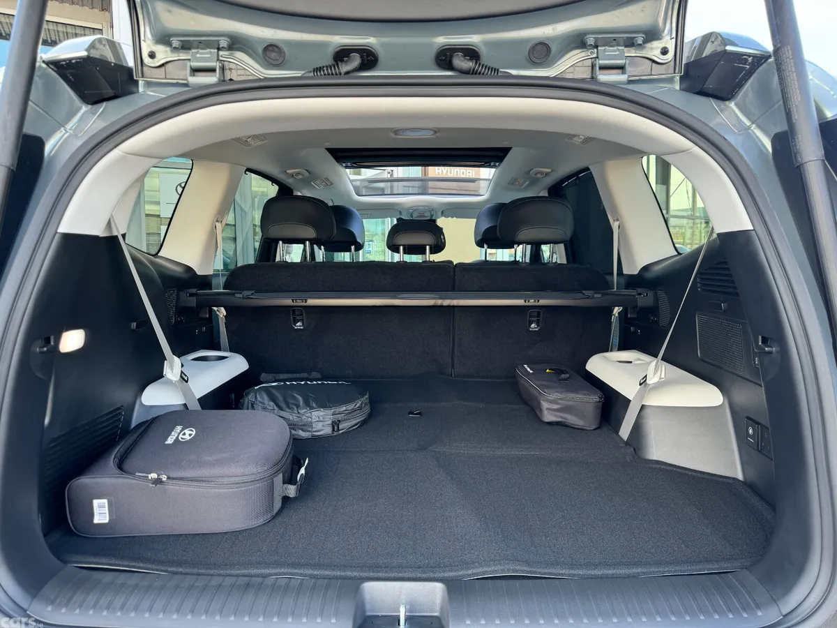 Hyundai IONIQ 9 SUV, Electric, 2027, Grey