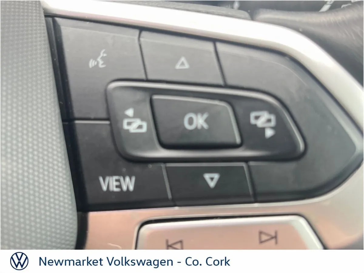 Volkswagen Golf Hatchback, Diesel, 2023, Silver