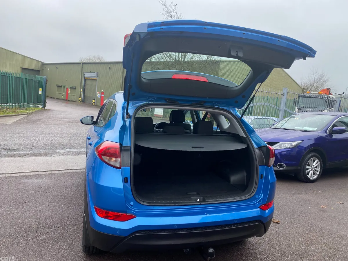 Hyundai Tucson SUV, Diesel, 2016, Blue