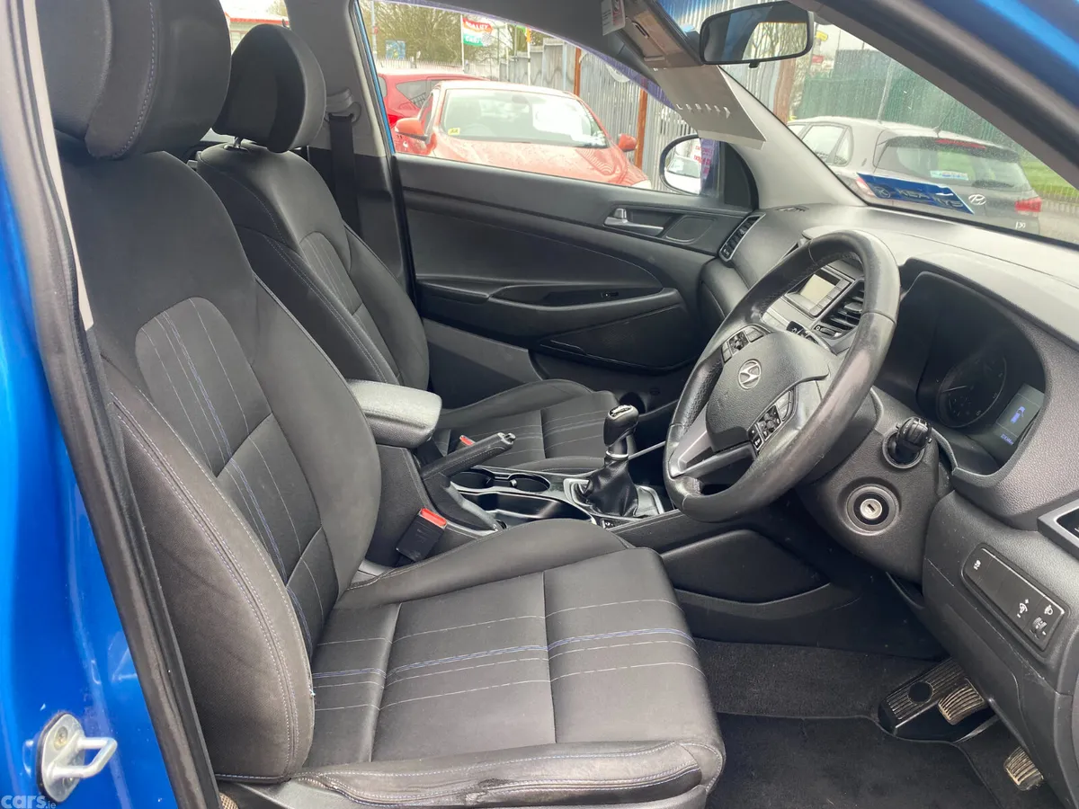 Hyundai Tucson SUV, Diesel, 2016, Blue