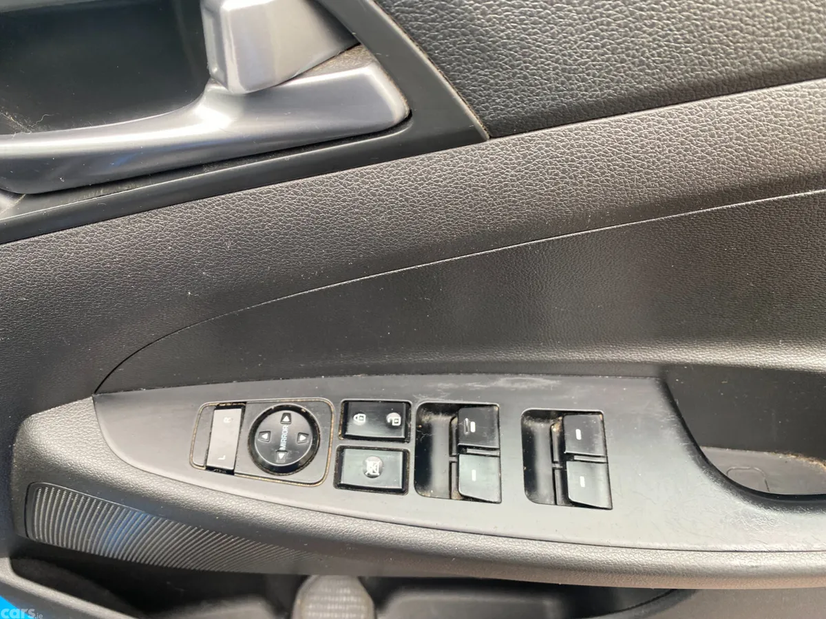 Hyundai Tucson SUV, Diesel, 2016, Blue