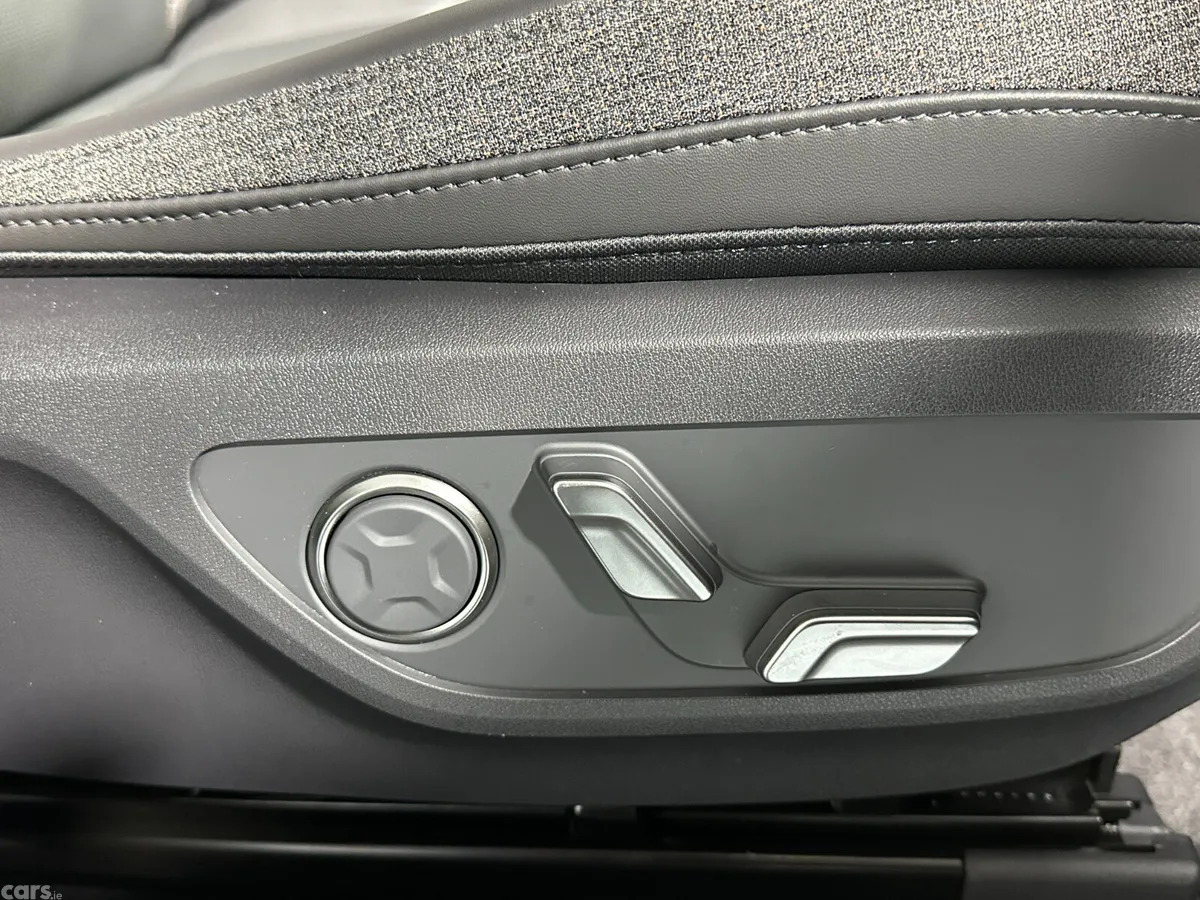 Kia EV5 SUV, Electric, 2026, Red