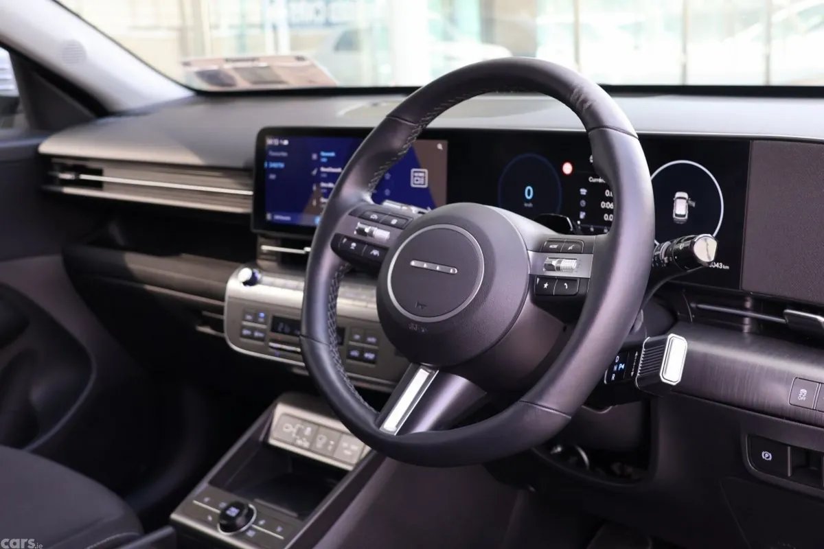 Hyundai KONA MPV, Electric, 2024, Silver