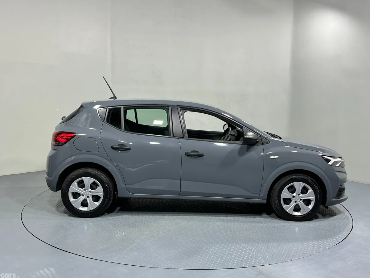 Dacia Sandero Hatchback, Petrol, 2024, Grey