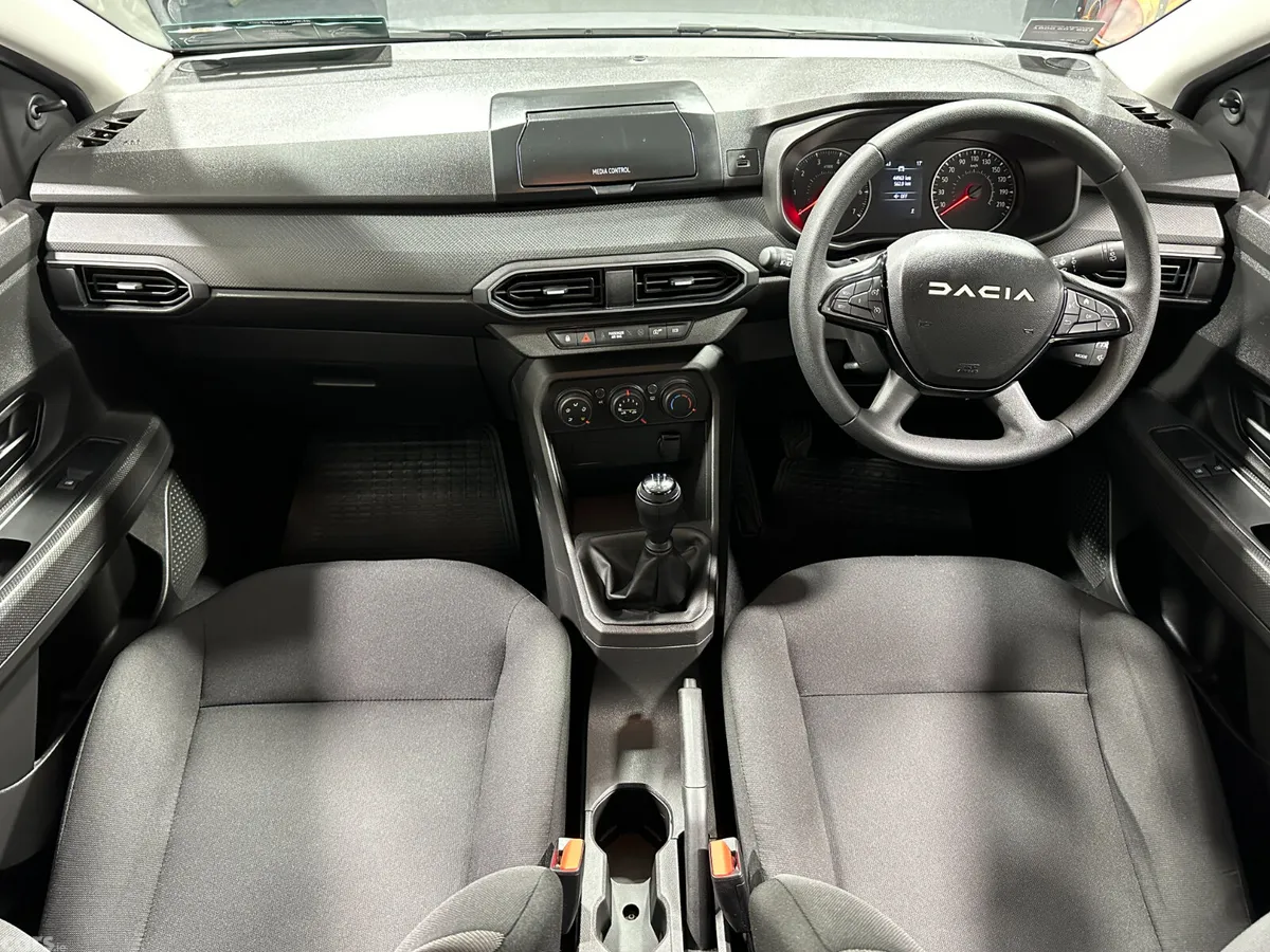 Dacia Sandero Hatchback, Petrol, 2024, Grey