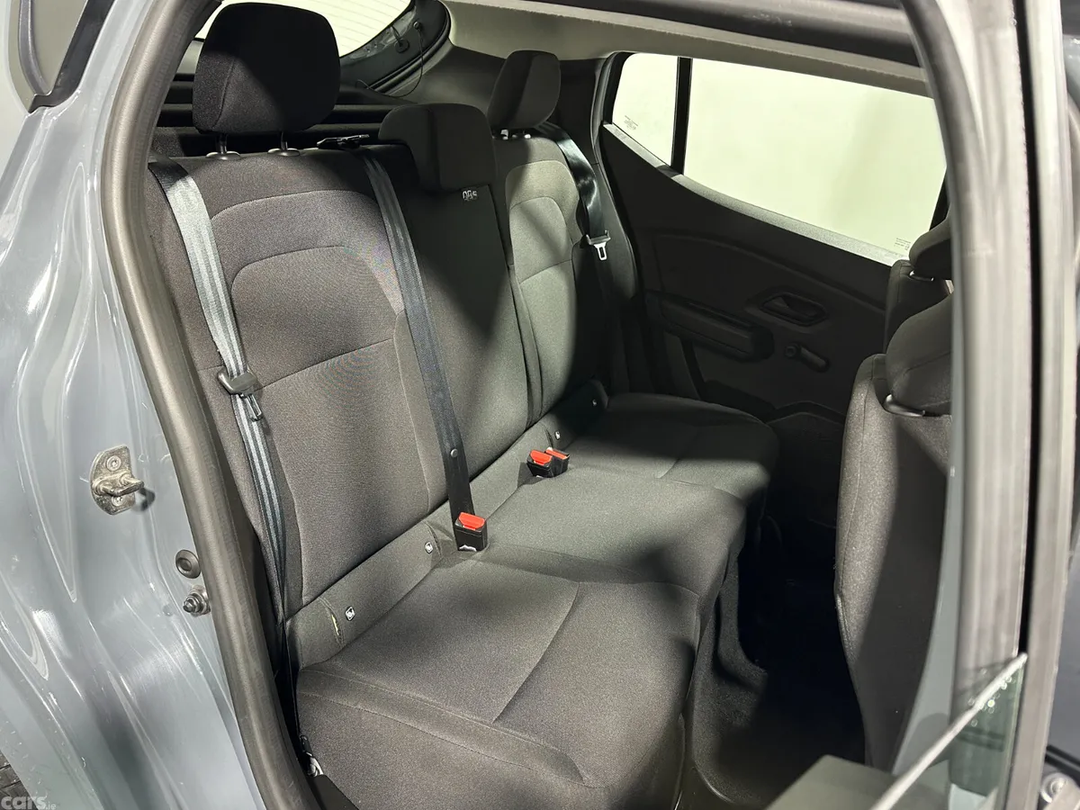Dacia Sandero Hatchback, Petrol, 2024, Grey