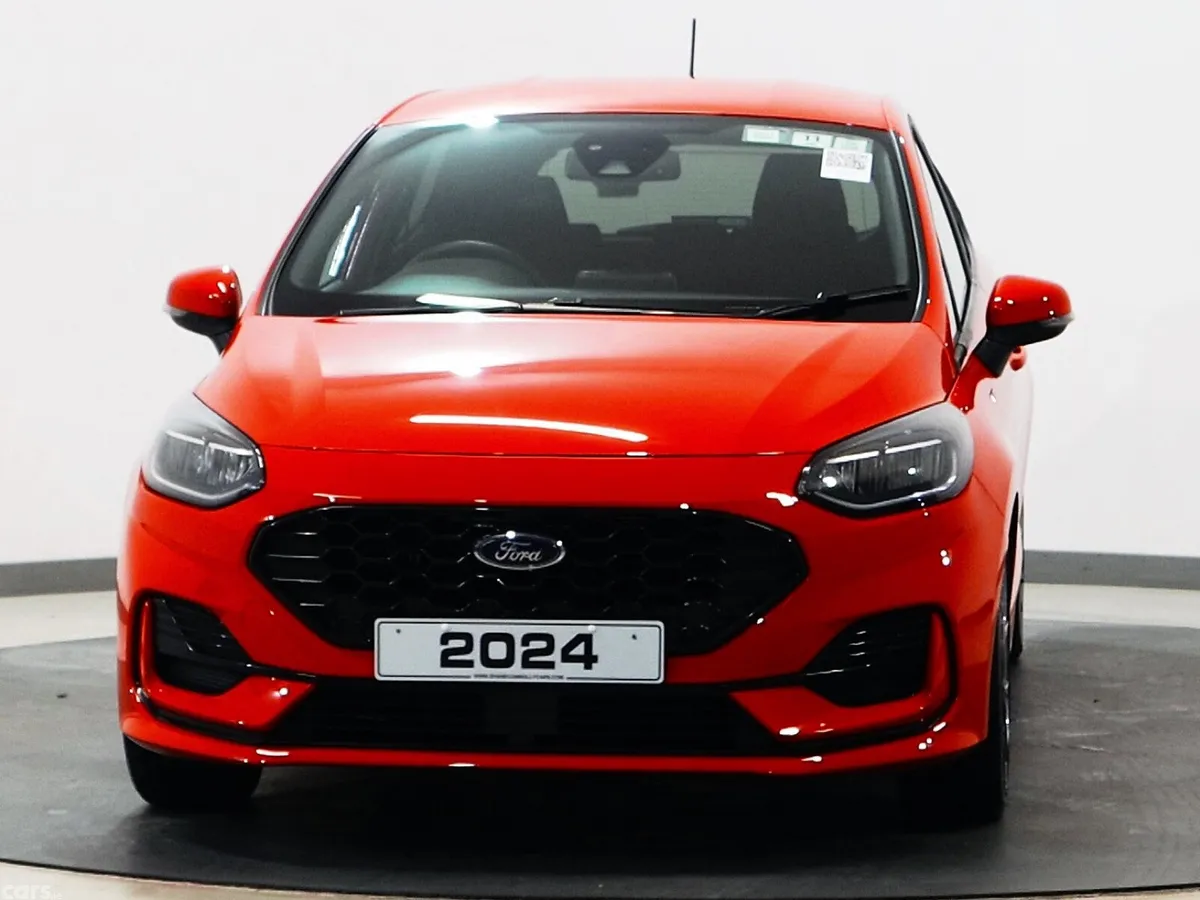 Ford Fiesta Hatchback, Petrol Hybrid, 2024, Red