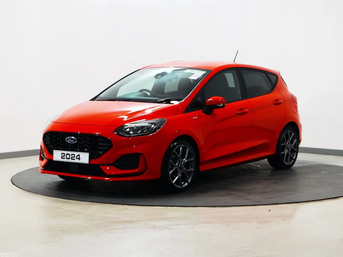 Ford Fiesta Hatchback, Petrol Hybrid, 2024, Red