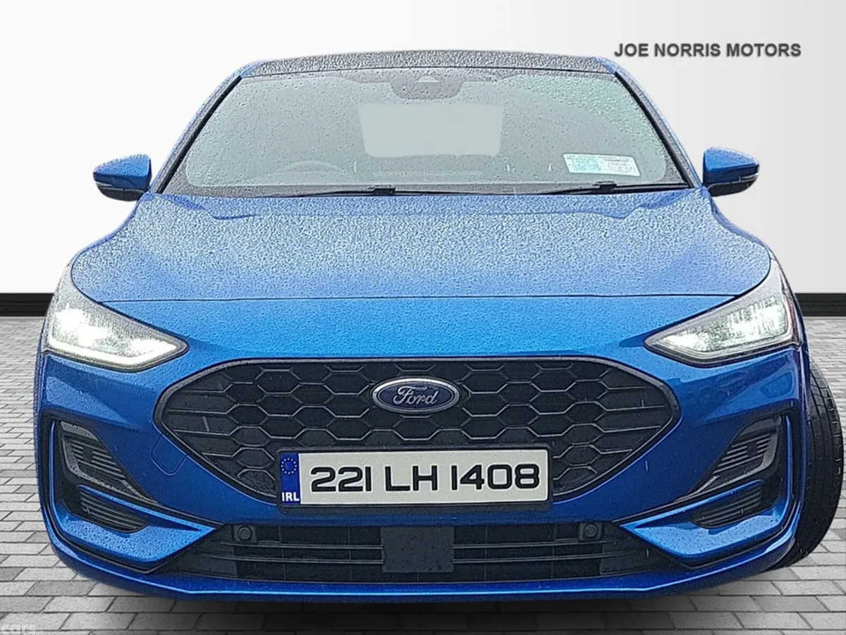 Ford Focus Hatchback, Diesel, 2022, Blue