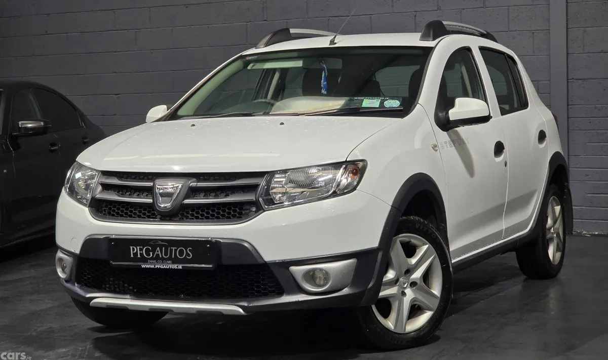 Dacia Sandero Stepway Hatchback, Diesel, 2015, White