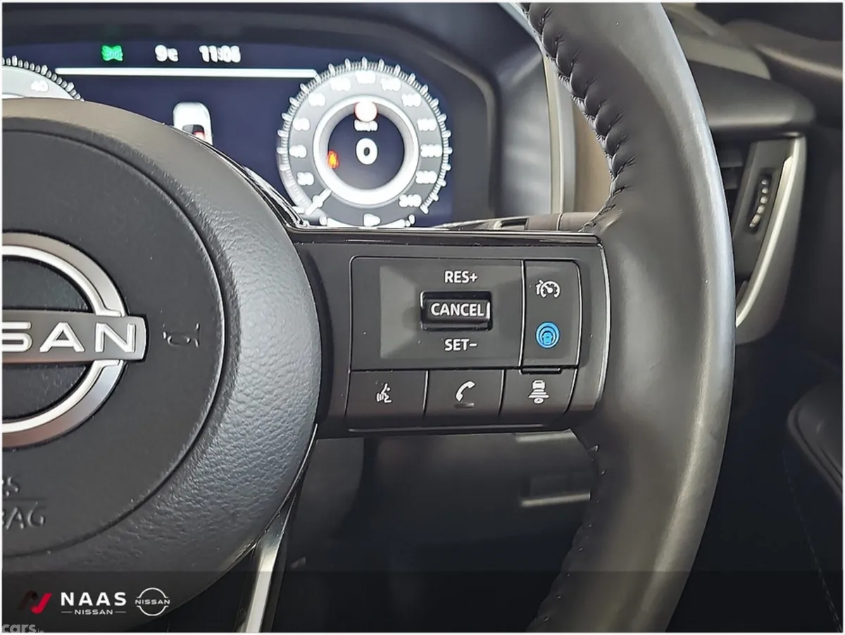 Nissan Qashqai MPV, Petrol Hybrid, 2025, Grey