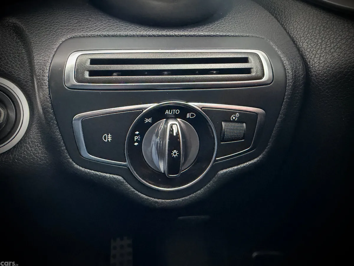 Mercedes-Benz C-Class Saloon, Diesel, 2015, Silver