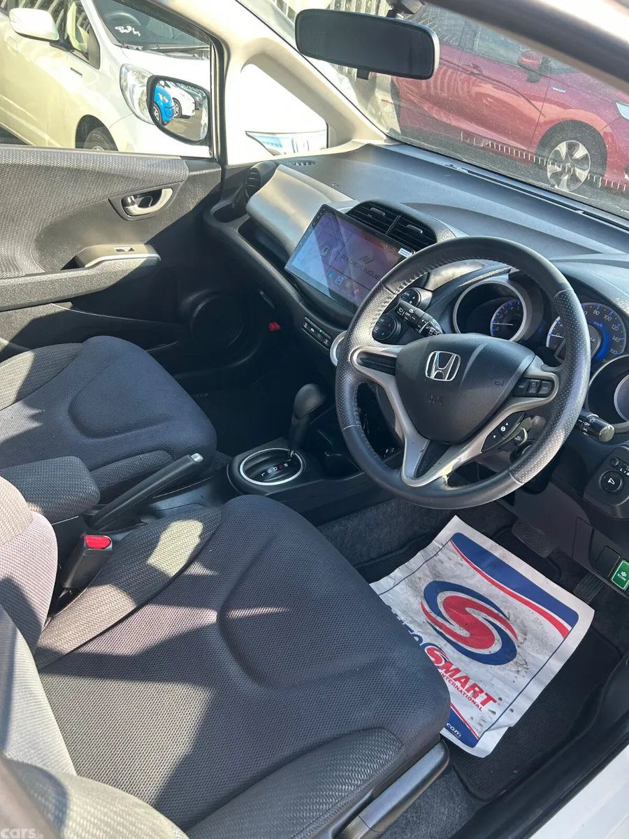 Honda Fit Hatchback, Petrol Hybrid, 2013, White