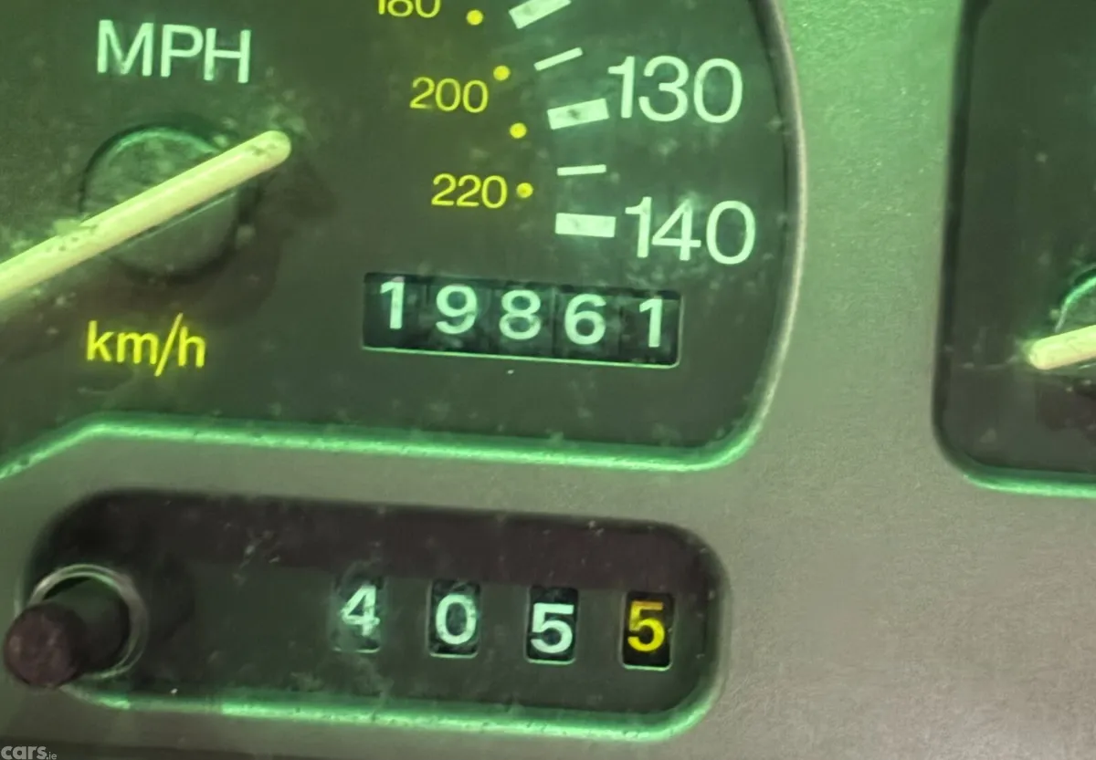 Ford Fiesta Hatchback, Petrol, 1994, Red