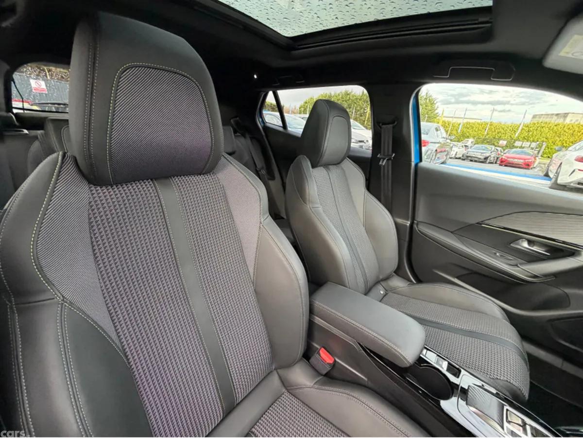 Peugeot 2008 SUV, Petrol, 2023, Blue