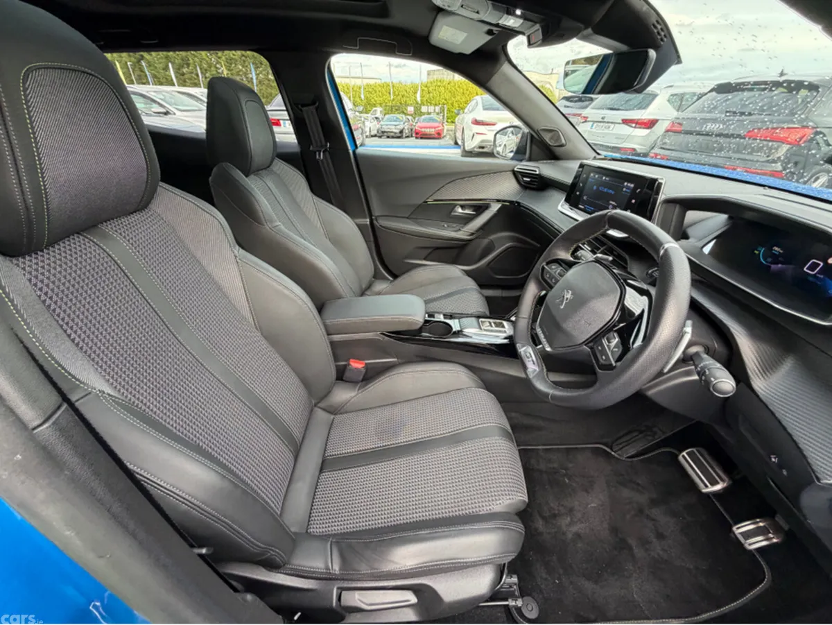 Peugeot 2008 SUV, Petrol, 2023, Blue