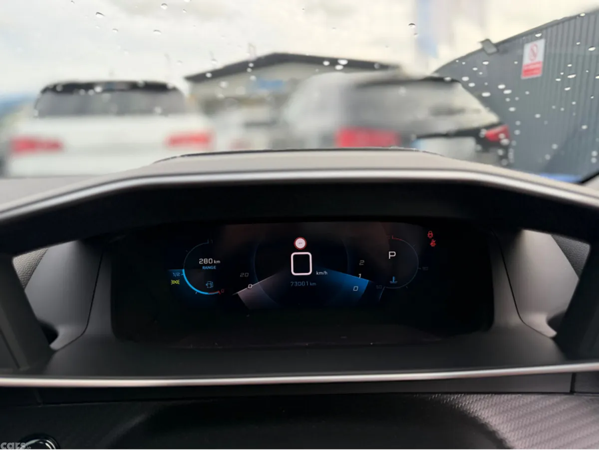 Peugeot 2008 SUV, Petrol, 2023, Blue