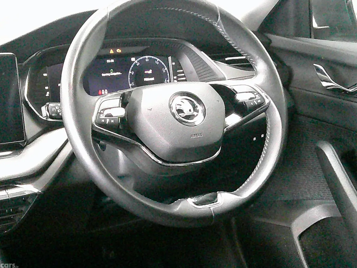 Skoda Octavia Estate, Diesel, 2023, Grey