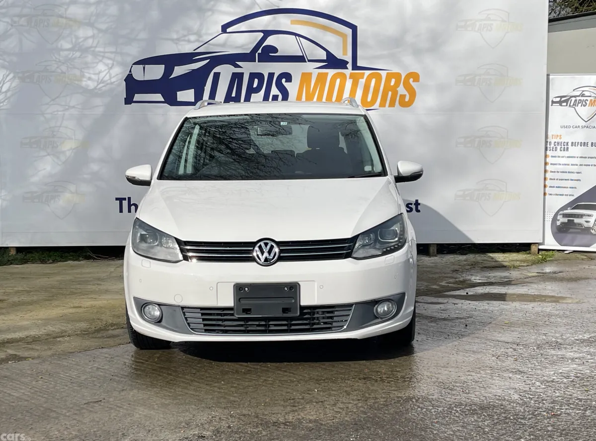 Volkswagen Tiguan MPV, Petrol, 2013, White