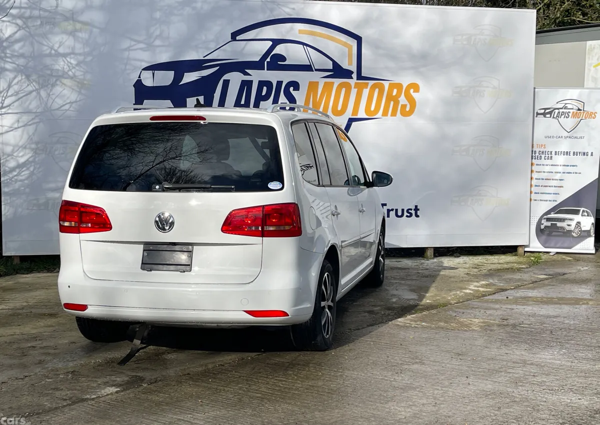 Volkswagen Tiguan MPV, Petrol, 2013, White