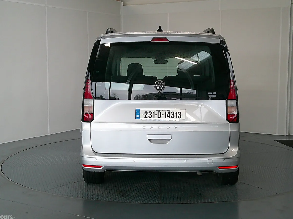 Volkswagen Caddy Maxi Life MPV, Diesel, 2023, Grey