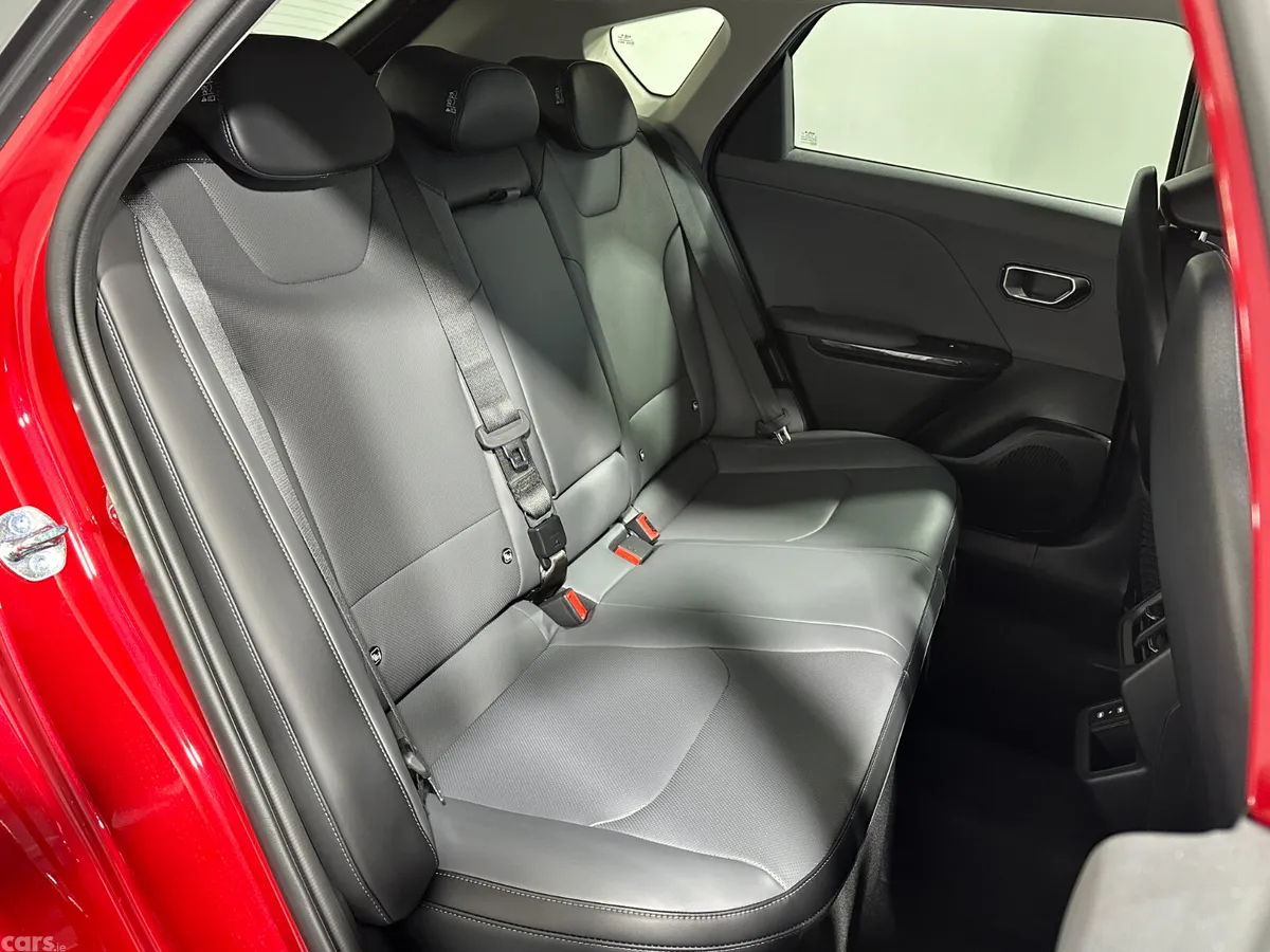 Kia K4 Hatchback, Petrol, 2026, Red