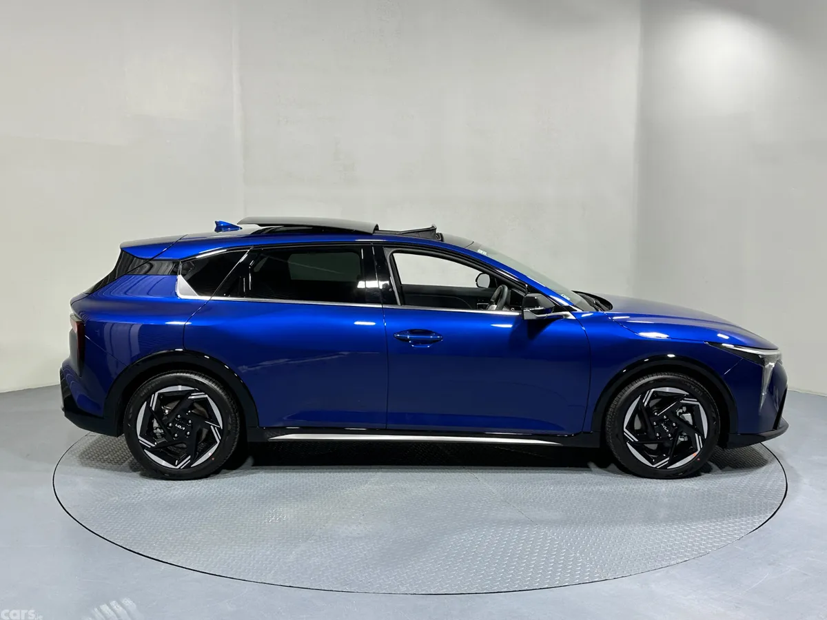 Kia K4 Hatchback, Petrol, 2026, Blue