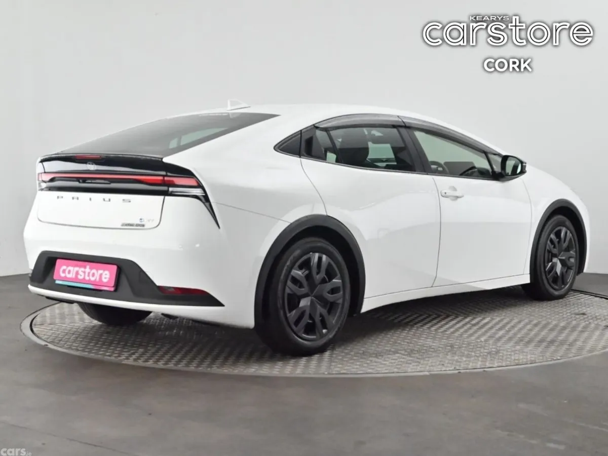 Toyota Prius Hatchback, Petrol Hybrid, 2023, White