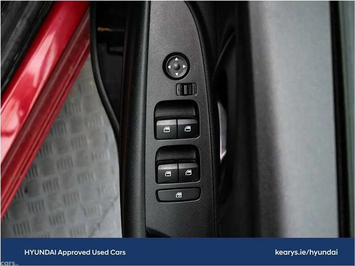 Hyundai i20 Hatchback, Petrol, 2024, Red