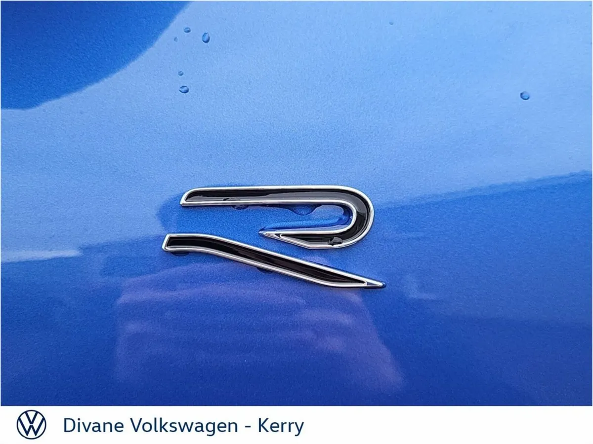 Volkswagen T-Roc SUV, Petrol, 2027, Blue