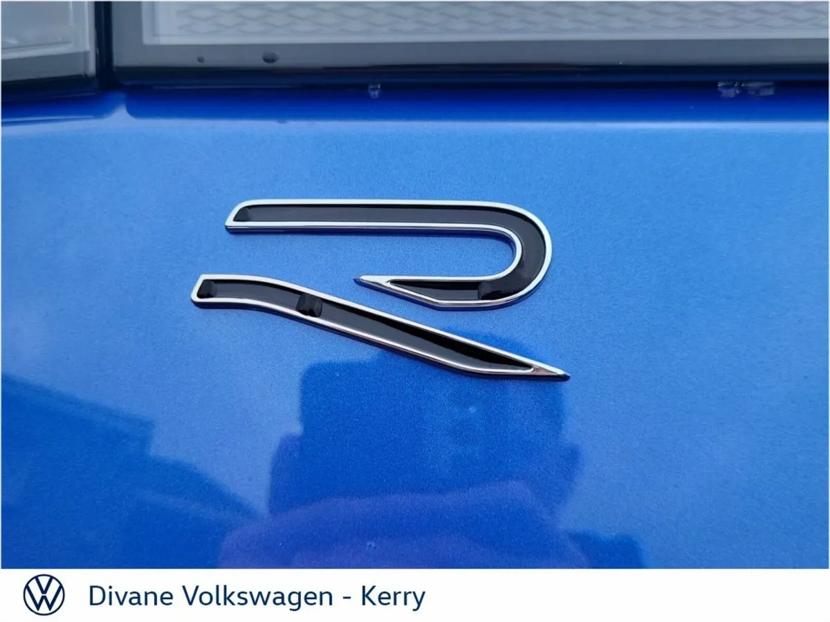 Volkswagen T-Roc SUV, Petrol, 2027, Blue