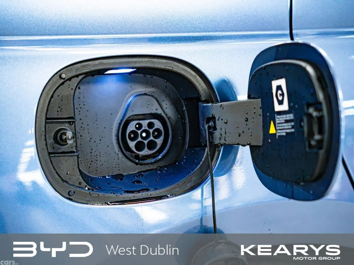 BYD Seal 6 Saloon, Petrol Plug-in Hybrid, 2026, Blue