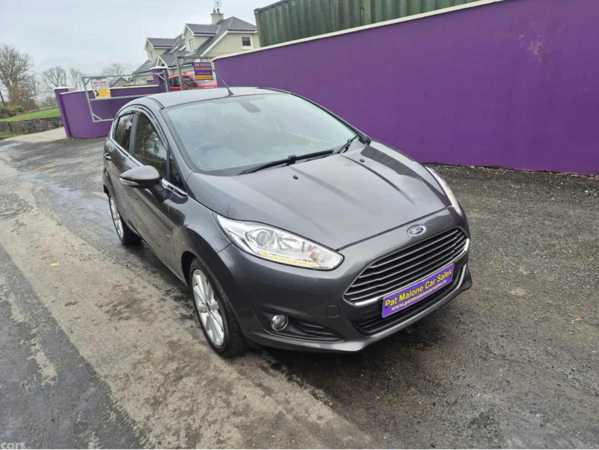 Ford Fiesta Hatchback, Diesel, 2016, Grey