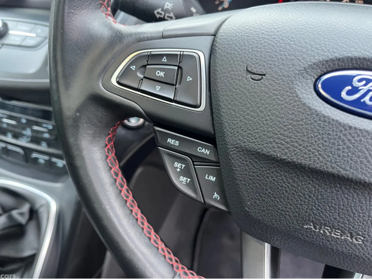 Ford Kuga SUV, Diesel, 2018, Red