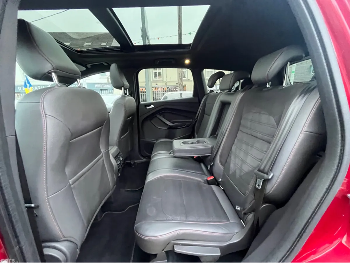 Ford Kuga SUV, Diesel, 2018, Red