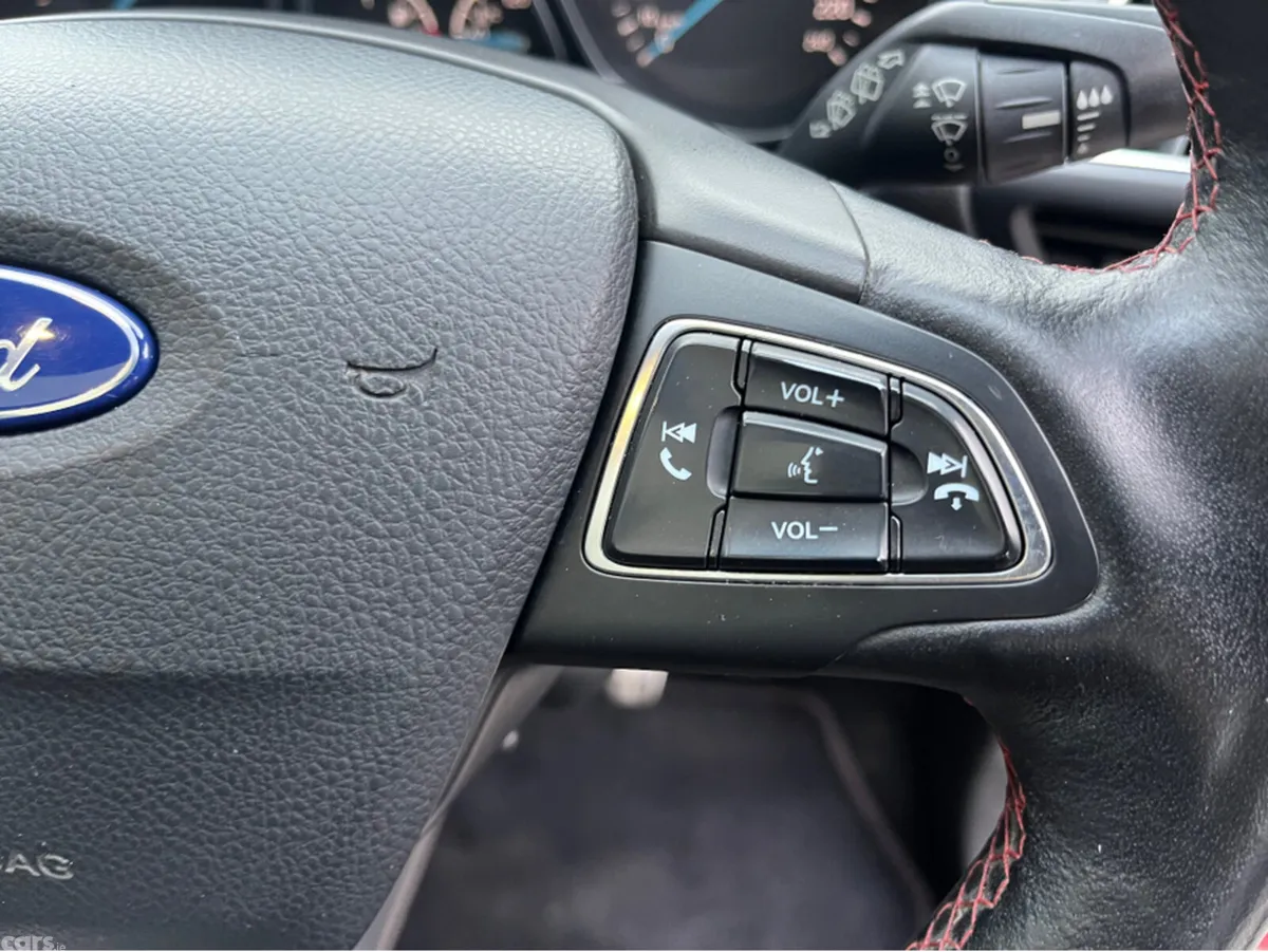 Ford Kuga SUV, Diesel, 2018, Red