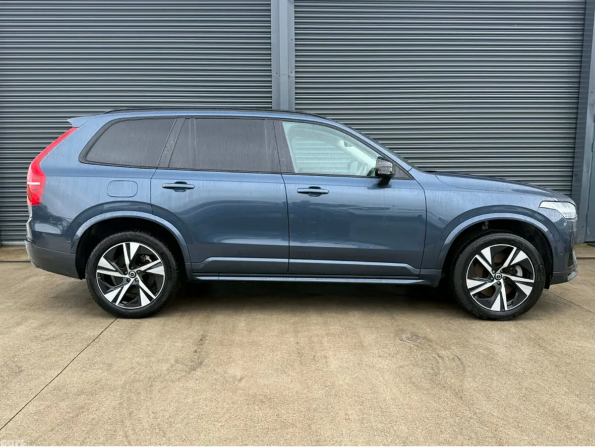 Volvo XC90 MPV, Petrol Plug-in Hybrid, 2023, Blue