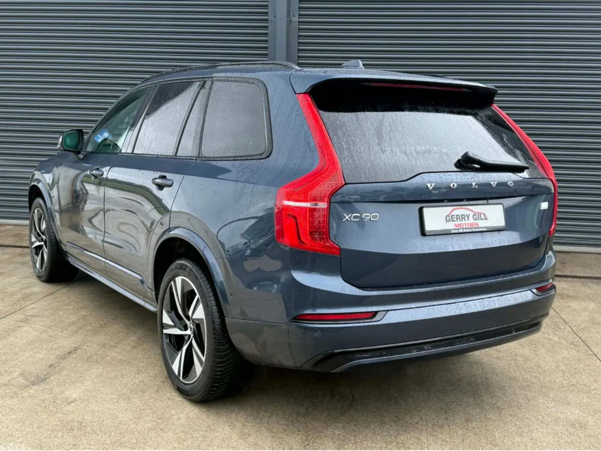 Volvo XC90 MPV, Petrol Plug-in Hybrid, 2023, Blue