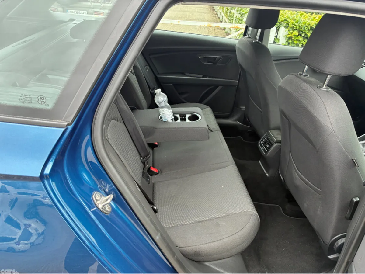 SEAT Leon Hatchback, Diesel, 2015, Blue