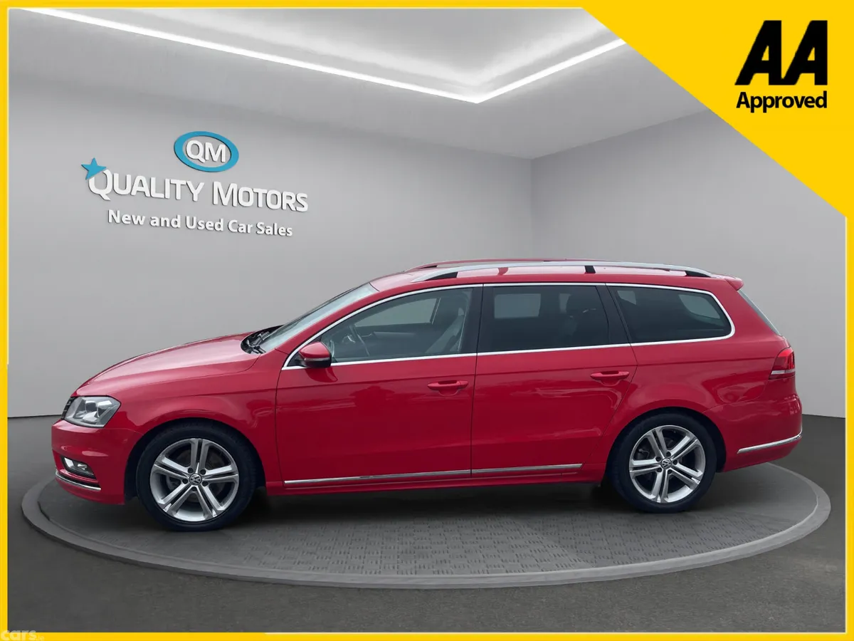 Volkswagen Passat Estate, Petrol, 2015, Red